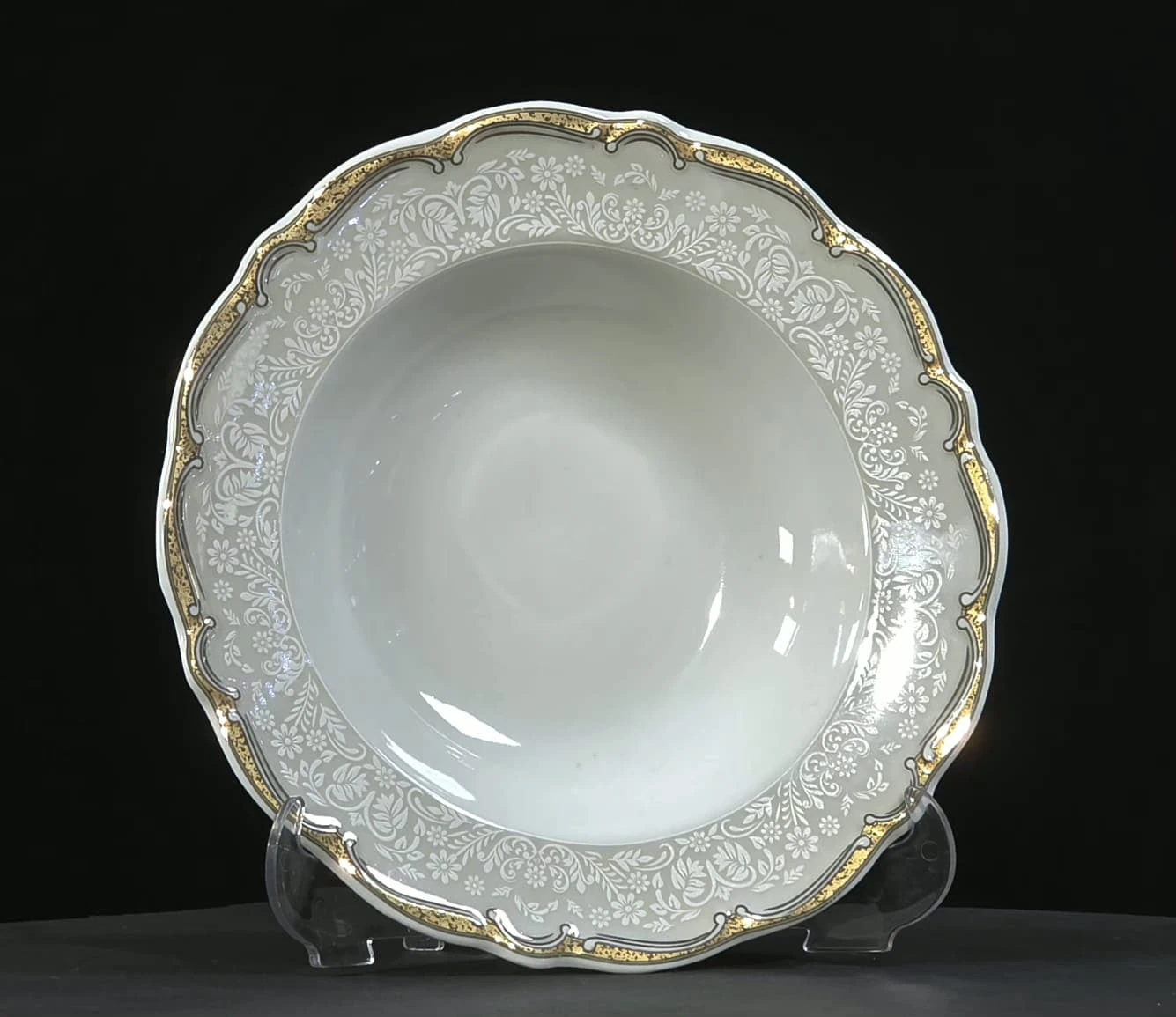 Açık Mavi Gold Desenli Porselen Yemek Takımı
