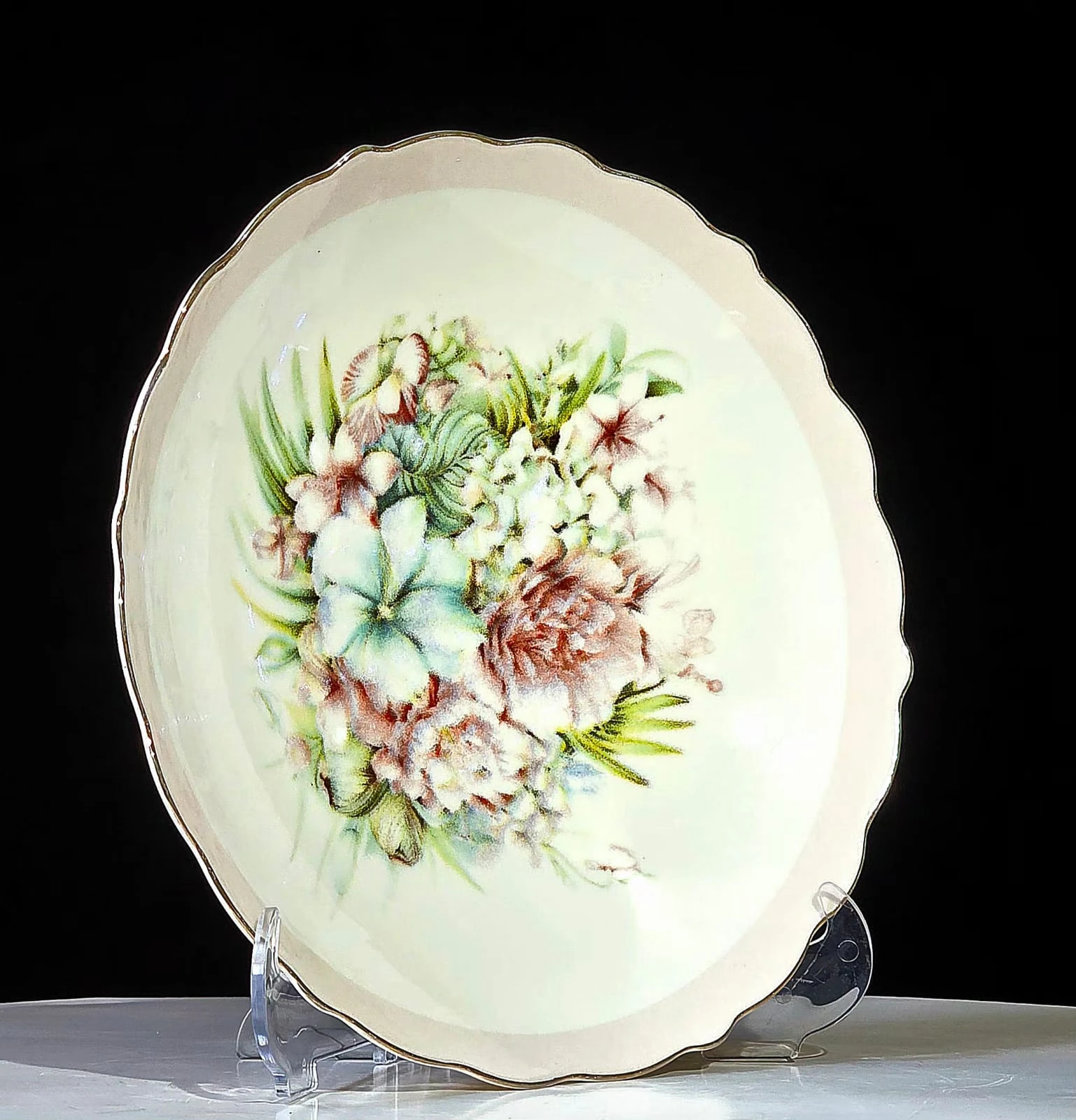 Pastel Mavi Pembe Çiçek Desenli Porselen Yemek Takımı