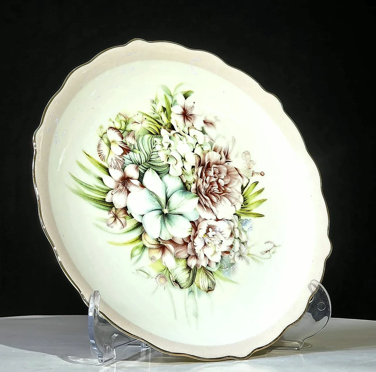Pastel Mavi Pembe Çiçek Desenli Porselen Yemek Takımı