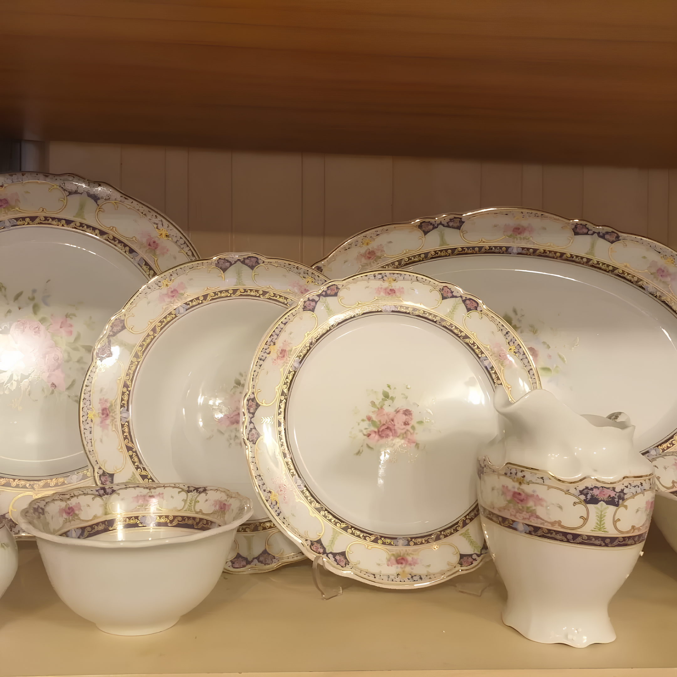 Çiçek Desenli Porselen Yemek Takımı 56 Parça 12 Kişilik