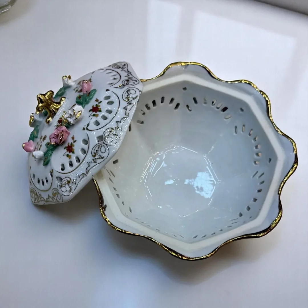 El İşçiliğinin Sanata Dönüştüğü An: Kapodimonte Şekerlik