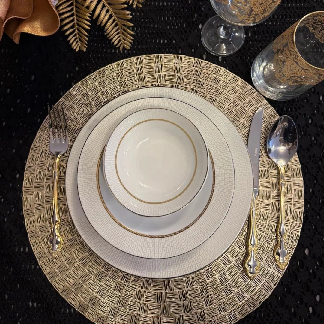 24 Parça 6 Kişilik Lüks Yemek Takımı – Altın Yaldızlı Desenli