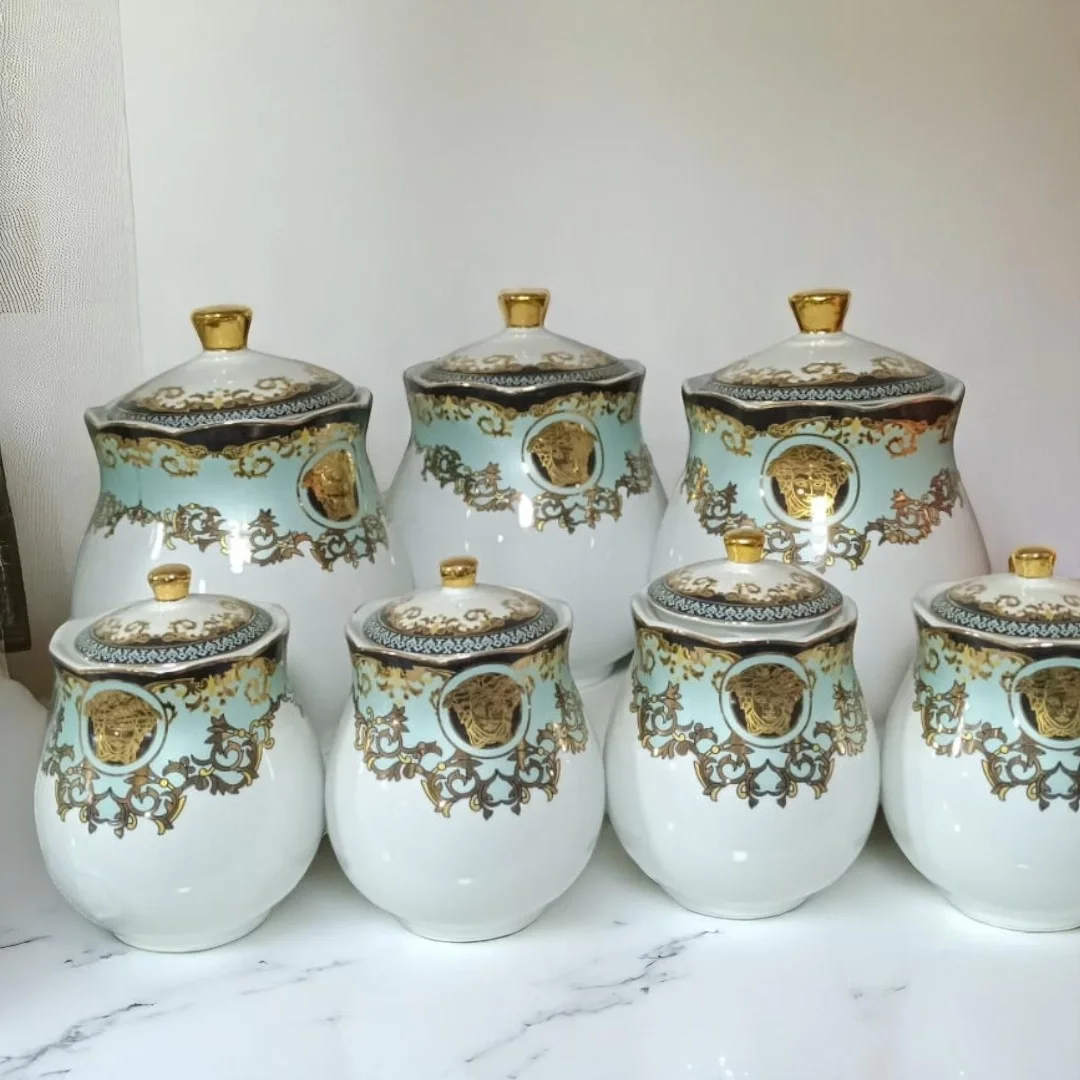Altın Detaylı Klasik Desenli Porselen Baharatlık Seti – 7 Parça