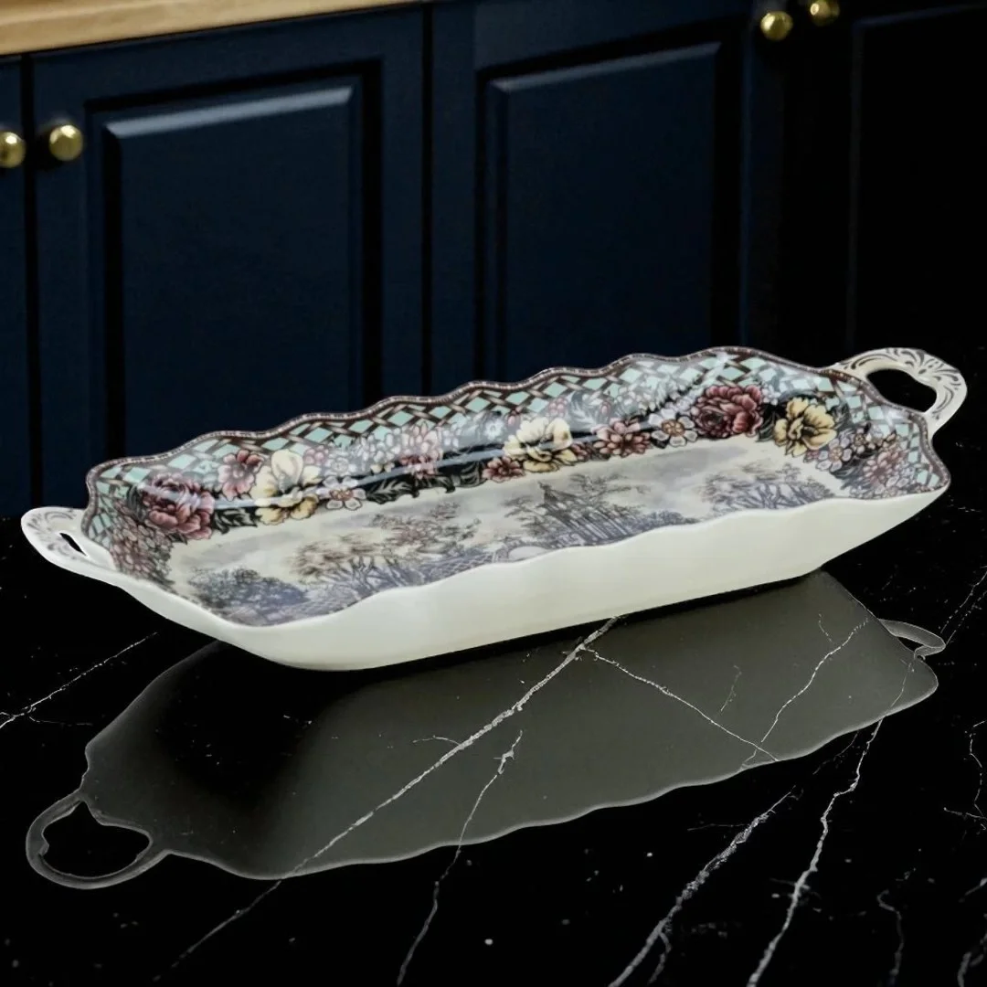 İthal Fine Porcelain Desenli Porselen Tepsi