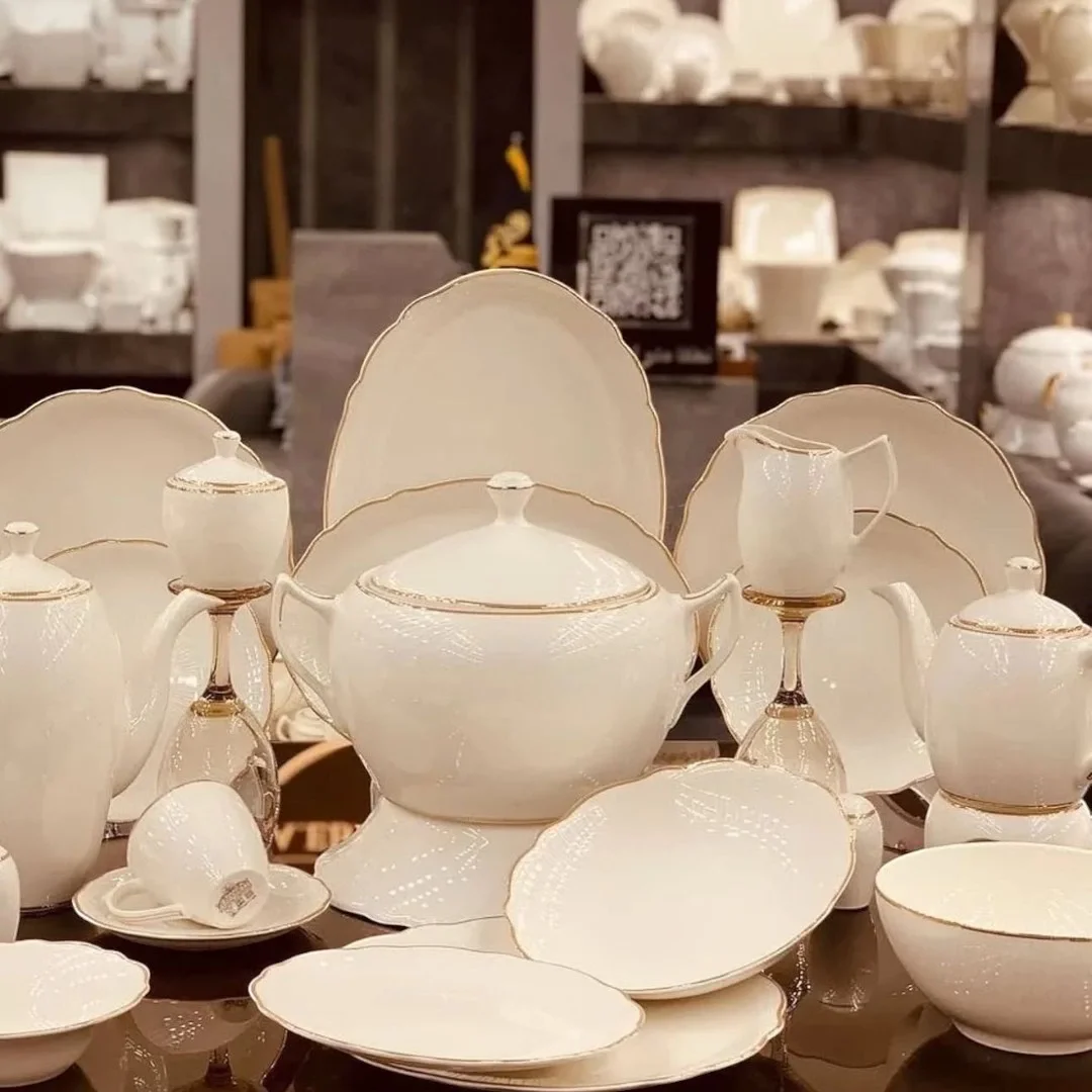 Altın Yaldızlı Porselen Yemek Takımı 48 Parça