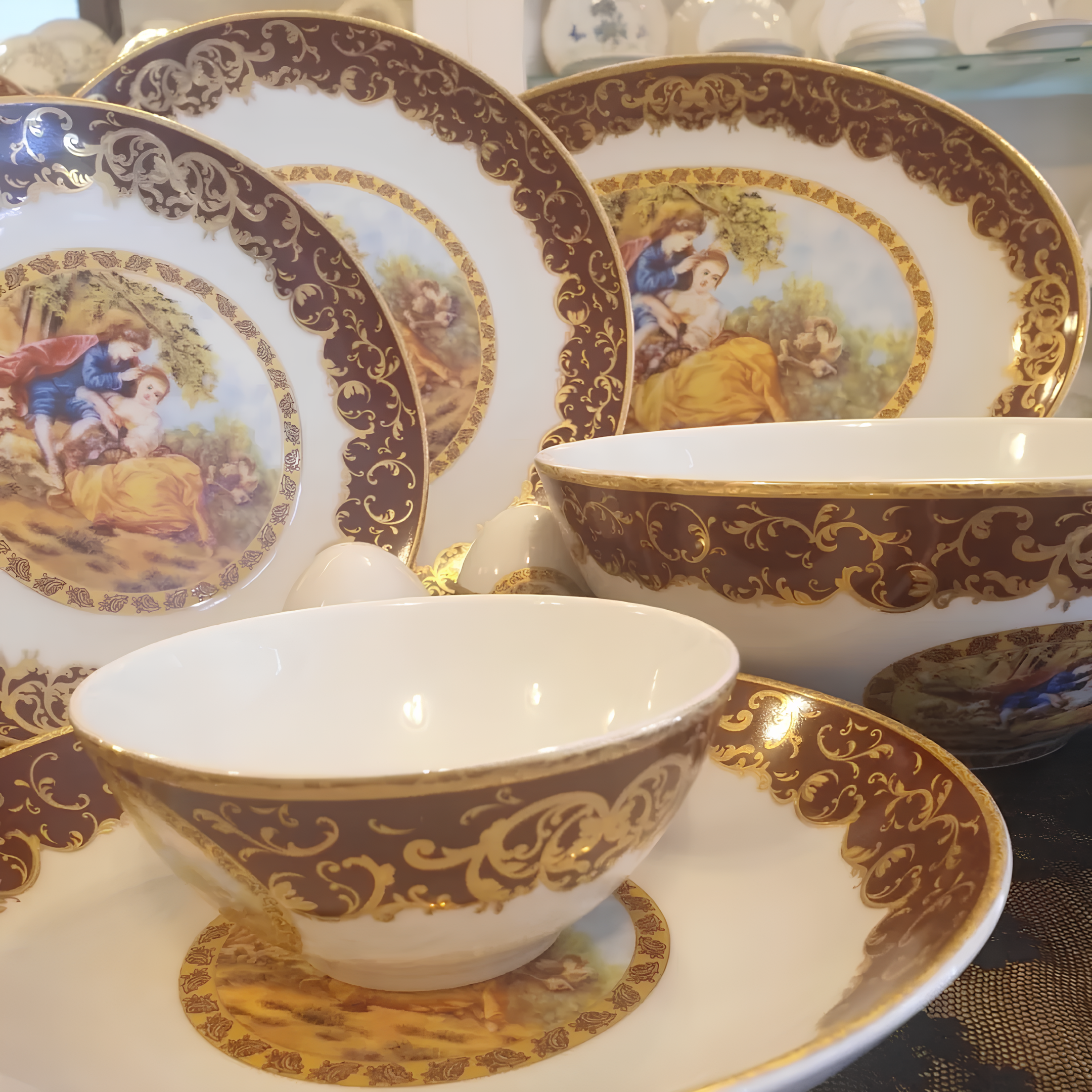 12 Kişilik 52 Parça Rokoko Tarzı Altın Yaldızlı Yemek Takımı