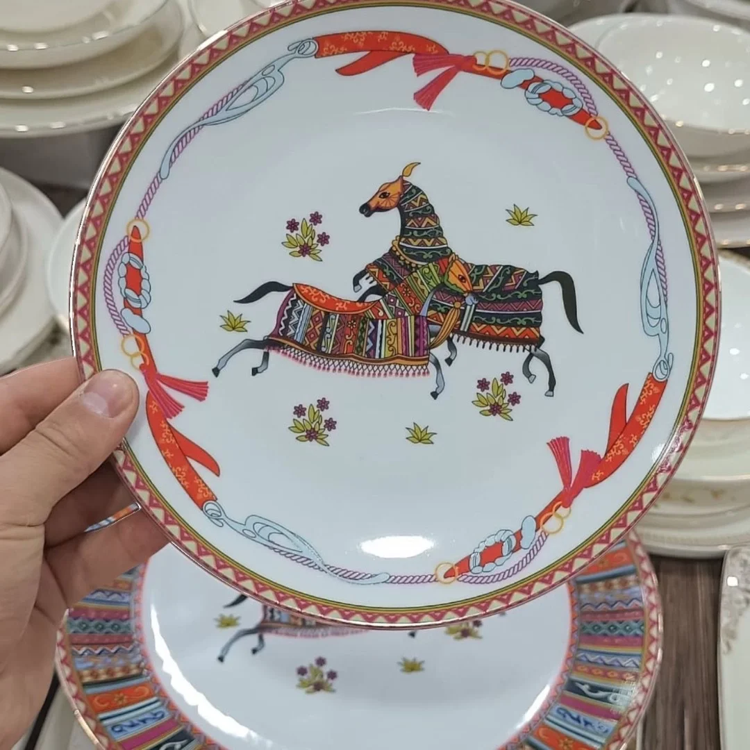 6 Kişilik 28 Parça At Desenli Yemek Takımı