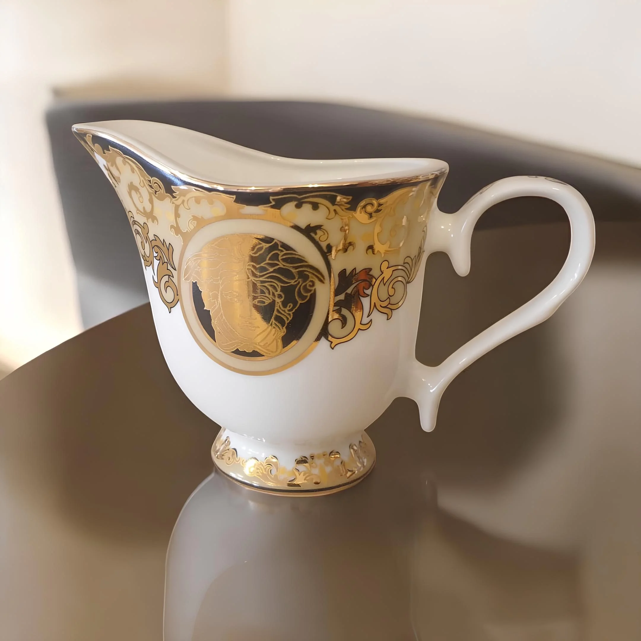 Zarafet Sofralarınızda: Pasta Tabağı, Sütlük, Çay/Kahve Fincanı ve Sunumluklar (Her ürün ayrı ayrı satılmaktadır)