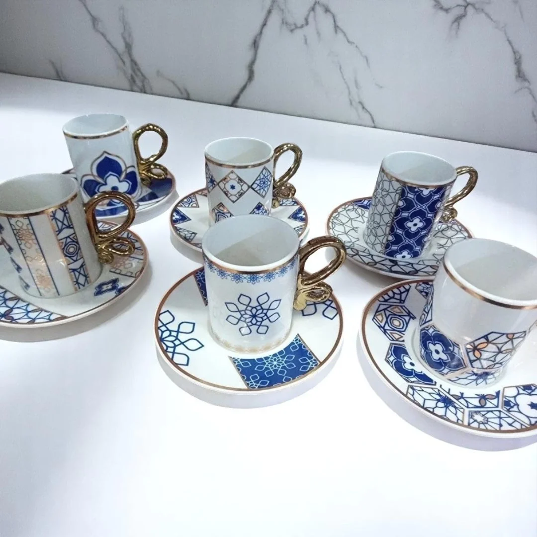 6 Kişilik Desenli Gold Detaylı Porselen Kahve Fincan Seti
