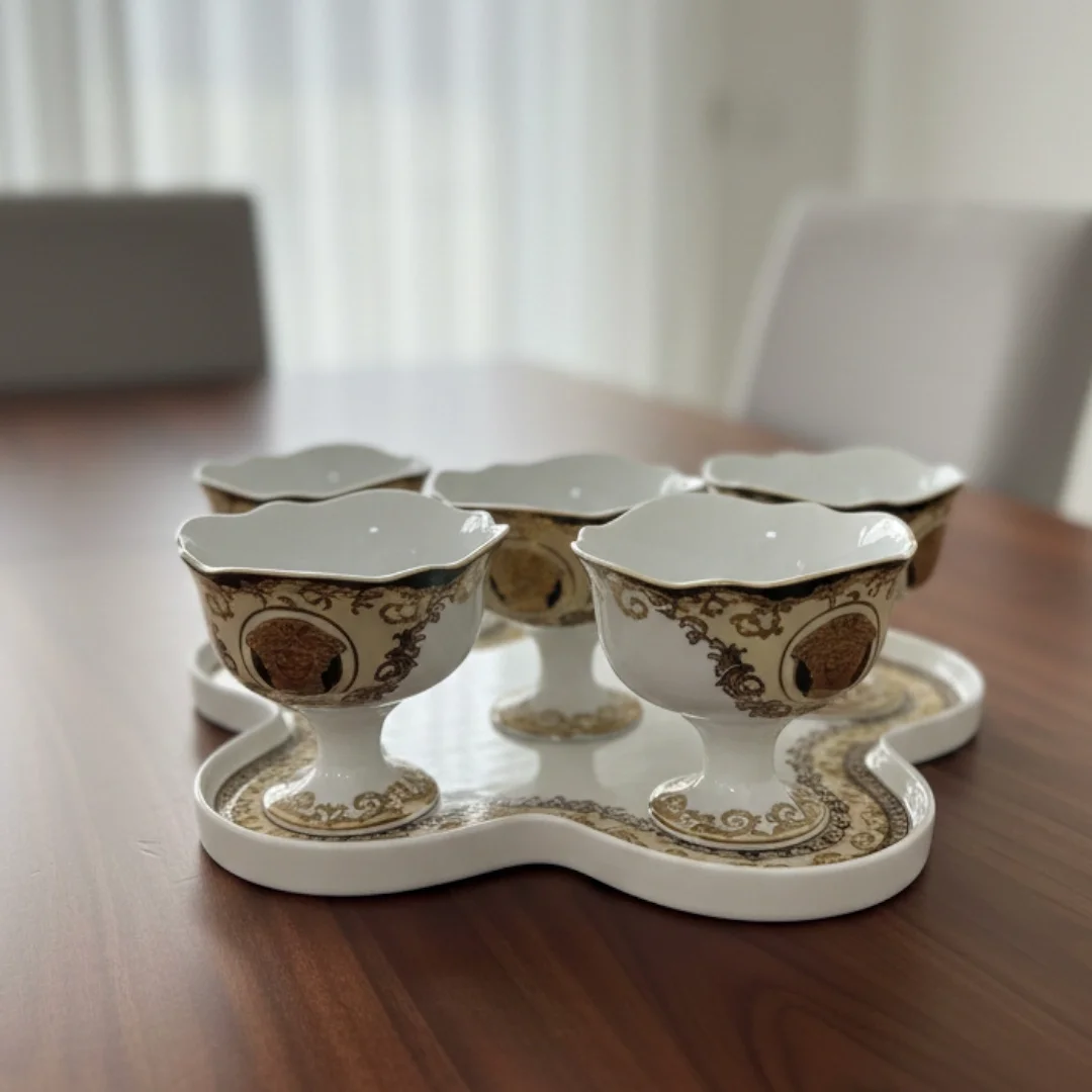 Lüks Desenli 6’lı Porselen Ayaklı Dondurmalık Seti – Altın Detaylı