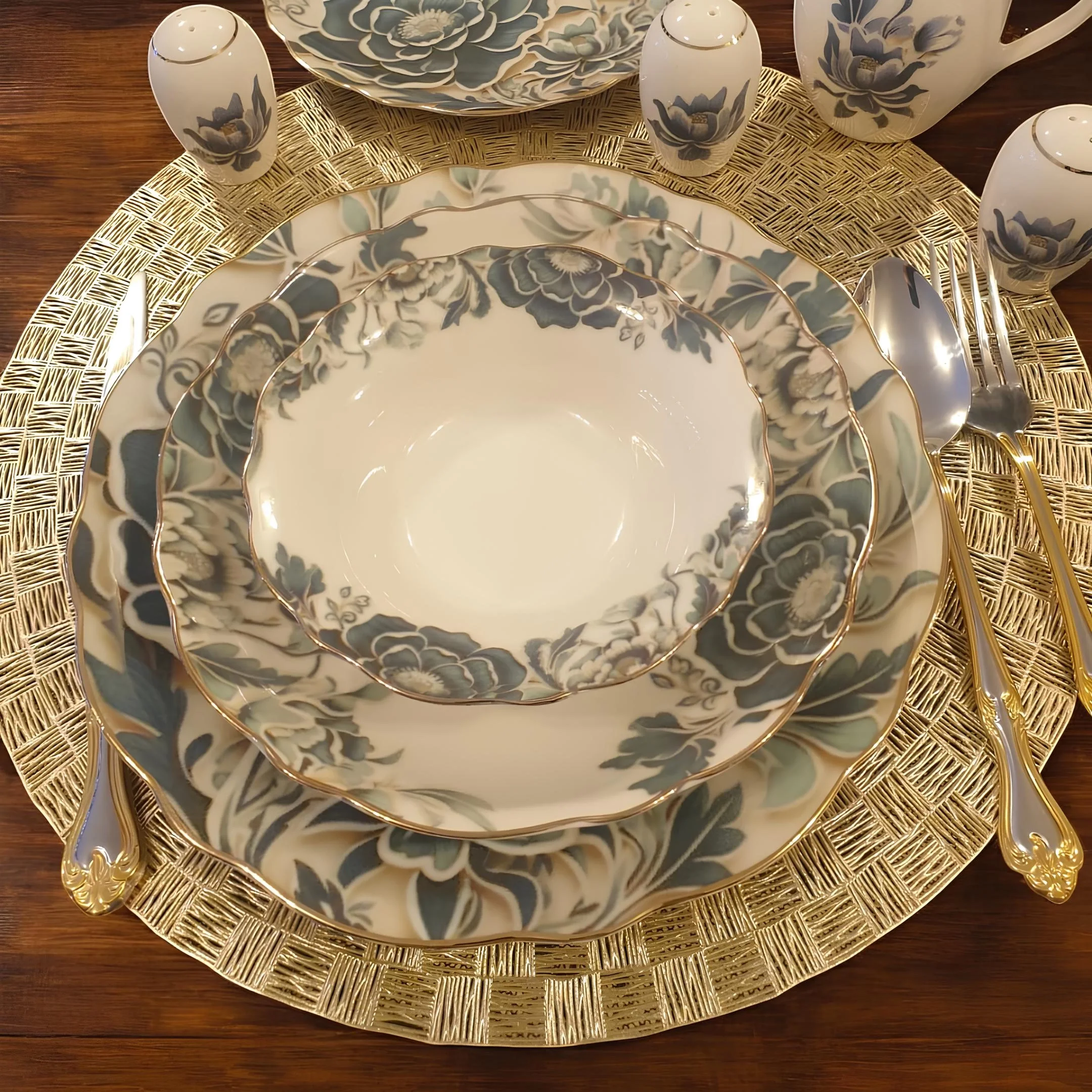 Lüks Porselen Yemek Takımı 55 Parça 12 Kişilik
