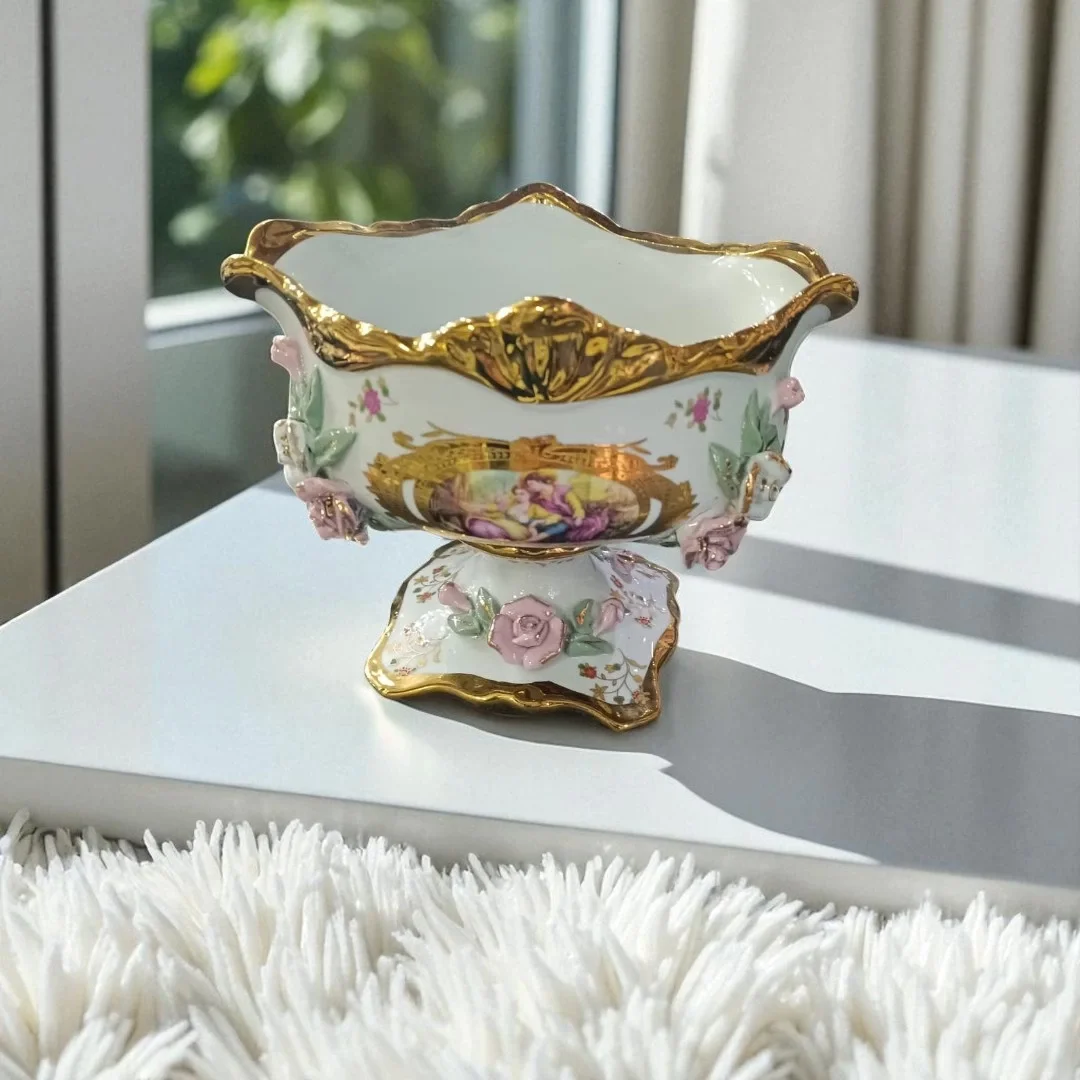 Barok Tarzı Ayaklı Dekoratif Porselen Kase