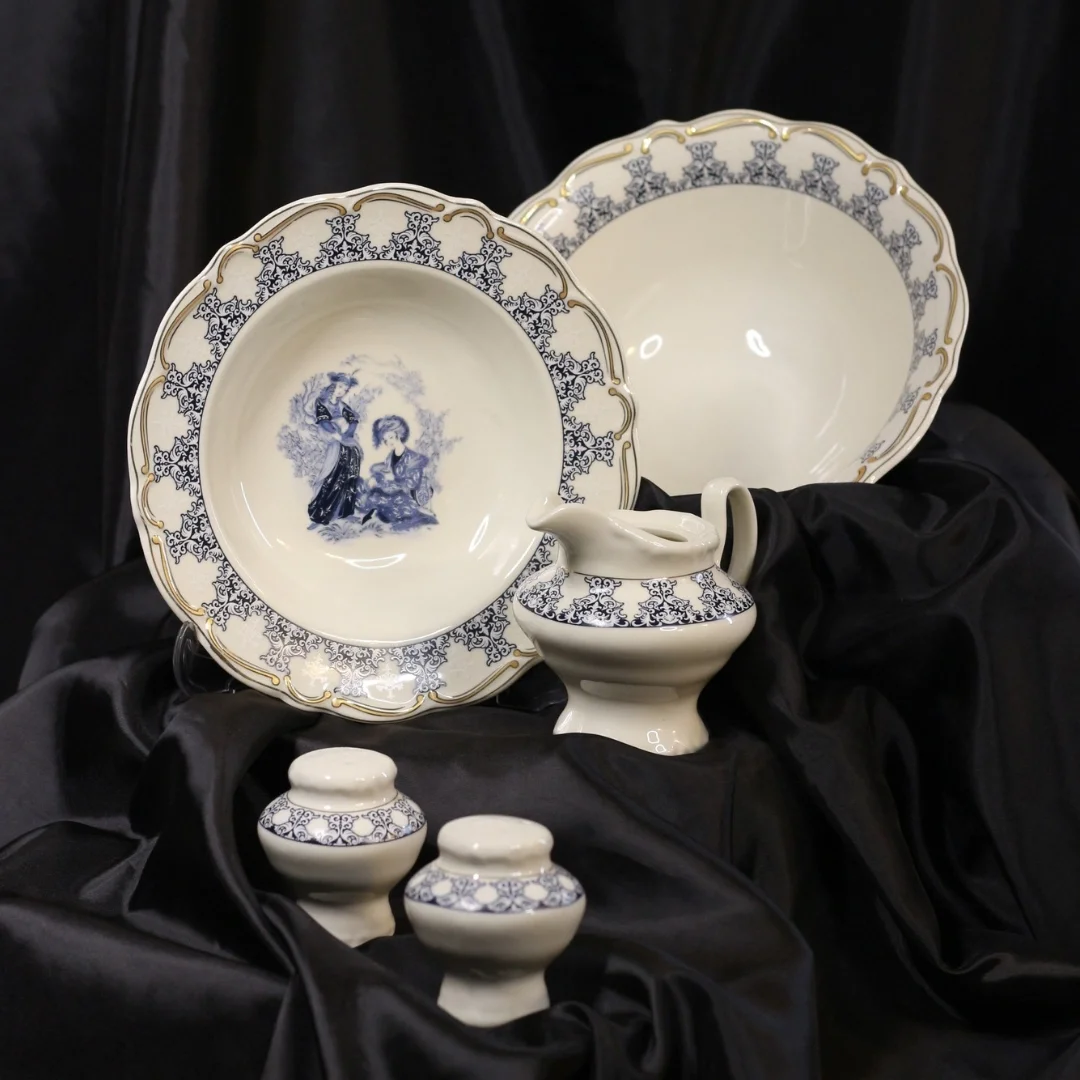 Vintage Desenli Porselen Yemek Takımı 56 Parça 12 Kişilik