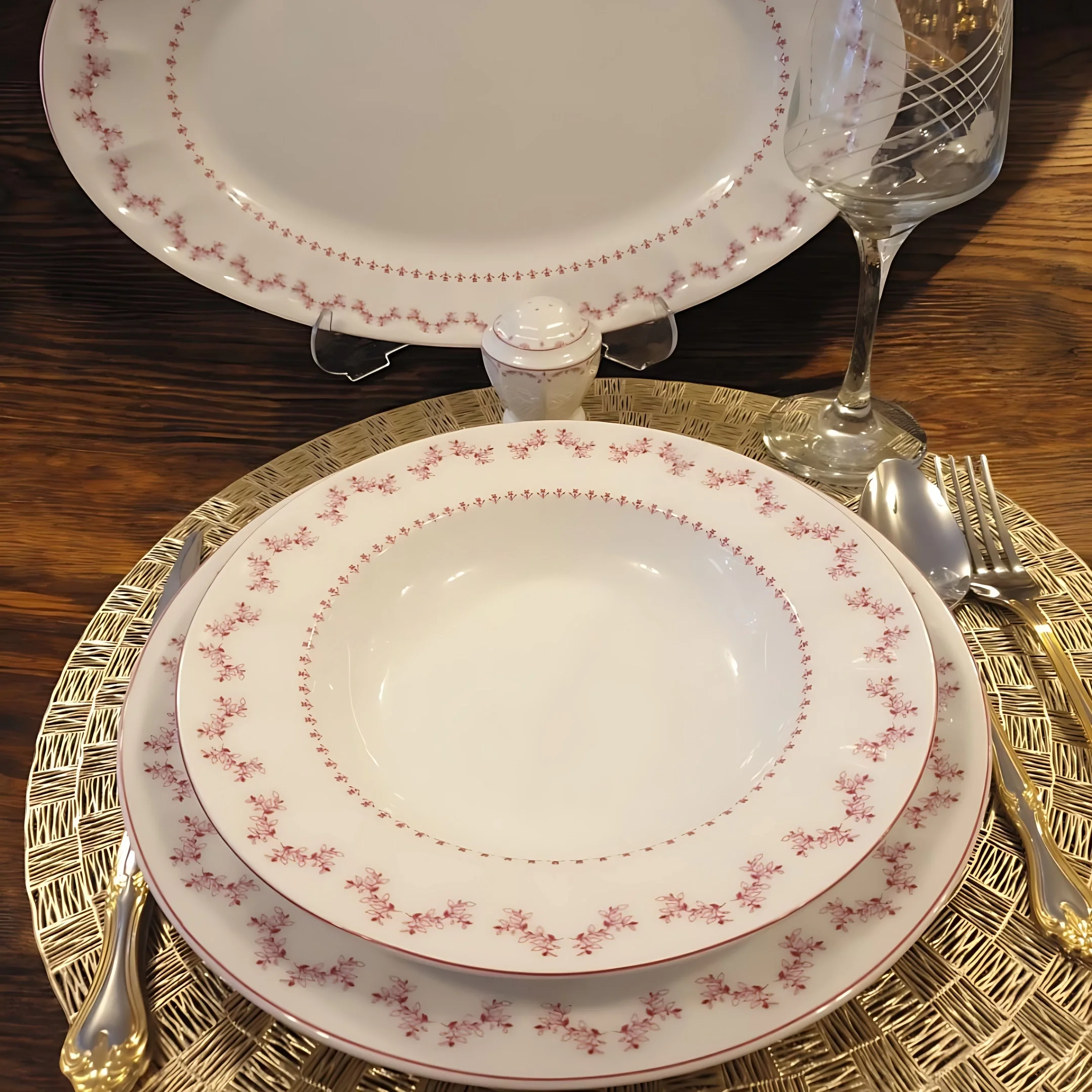 Zarin Iran Porselen 28 Parça 6 Kişilik Yemek Takımı